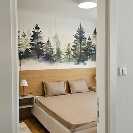 Zlatni Trg Apartamento